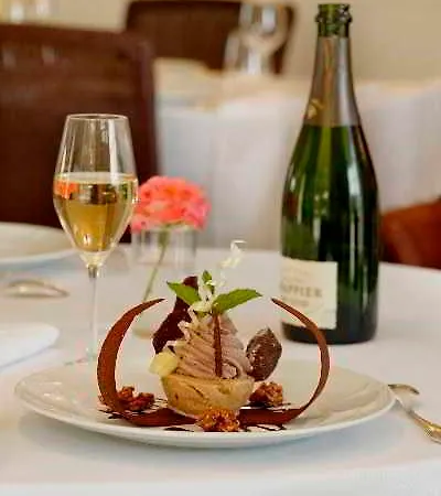 Relais Du Silence Chateau De La Frediere 3*
